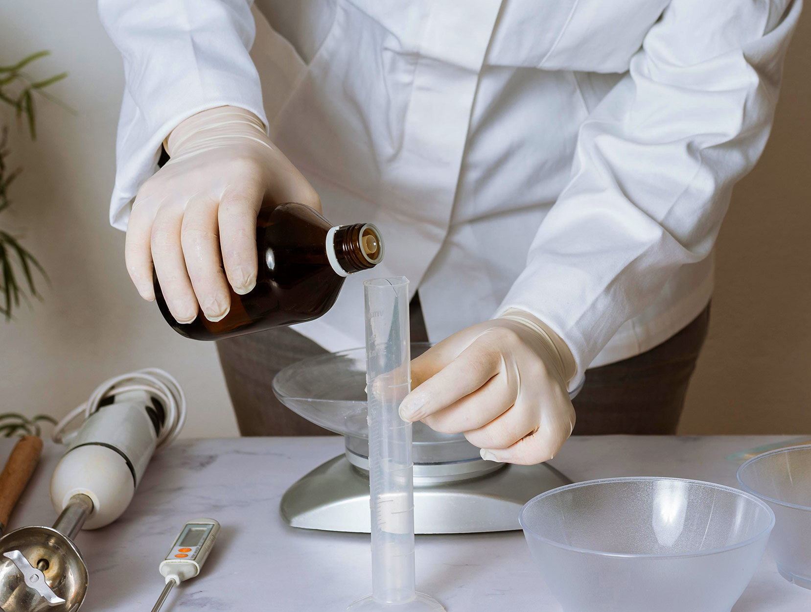 image-service-Expert-Custom-Formulation-&-R&D